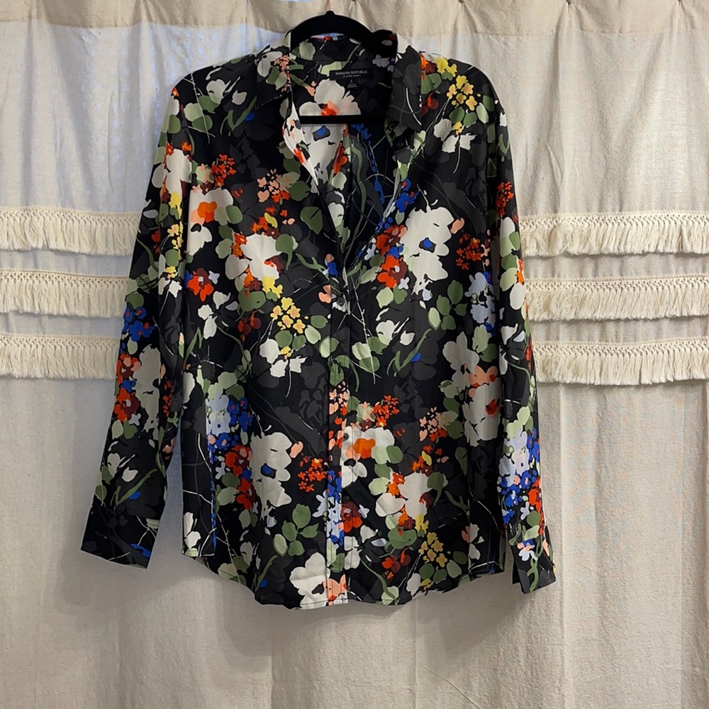 Banana Republic multicolored floral blouse, long sleeves, size large